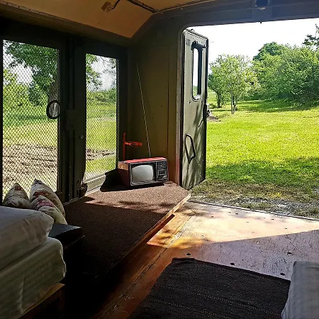 Cob Camp Bed & Breakfast
