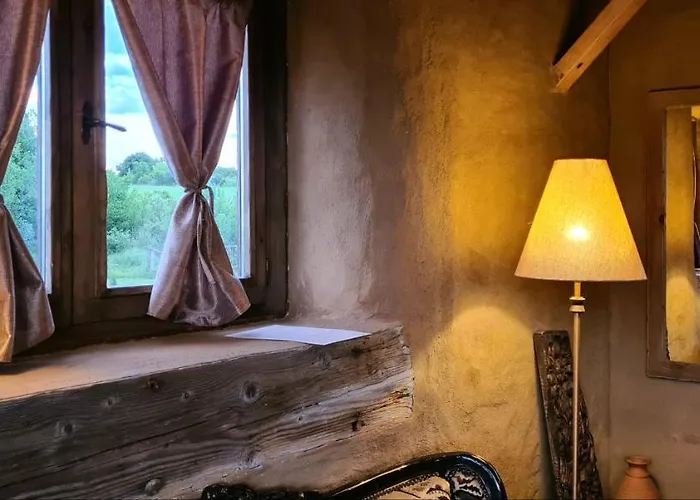 Nocleg ze śniadaniem Cob Camp Dŭbravite