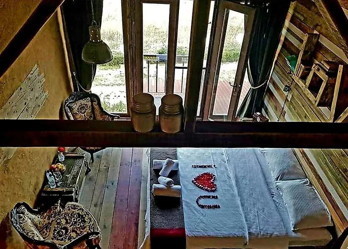 Cob Camp * Dŭbravite