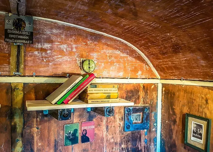 Cob Camp Nocleg ze śniadaniem Dŭbravite